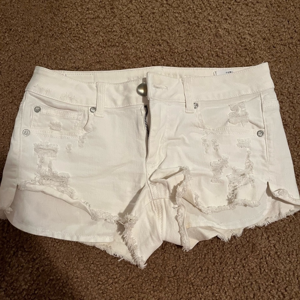 American eagle super super stretch shortie ripped denim shorts, white